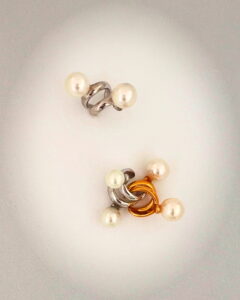 Pearl ear cuff